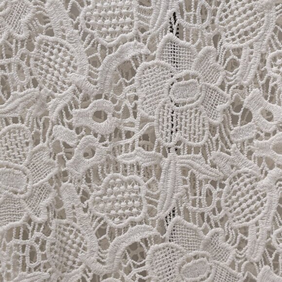 CAbi #800 Needle Lace Shell Peplum Sleeveless Blouse in White/Ivory - Picture 9 of 15